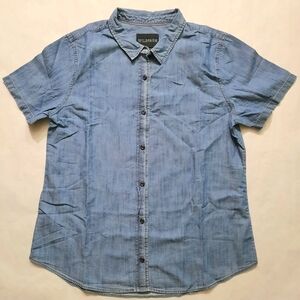 NWOT Wildfang The Essential Chambray Button Up - Size L